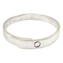 Cartier 18ct white gold single stone, round brilliant cut diamond Anniversary bangle, No. BM 3052, hallmarked