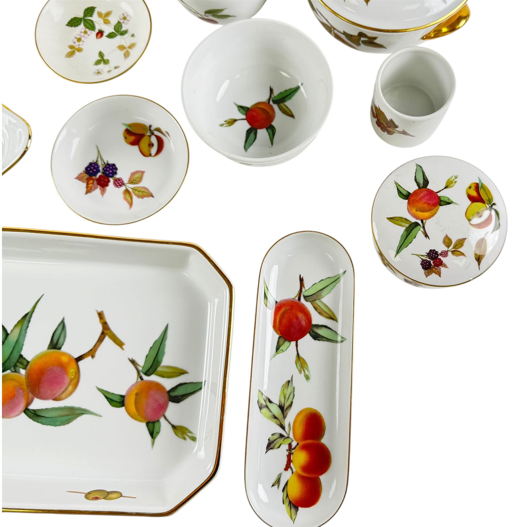 Wedgwood Wild Strawberry and Royal Worcester Evesham ceramics, including miniature teapot, jars, trinket dishes, etc