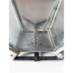 Foster & Pullen (Bradford est. 1896) - Good pair of late 19th century copper coach house or street lamps, painted in rustic white finish, with iron corner brackets, one with clear glass, the other with ring mottled glass, both converted to electricity, height with bracket 150cm