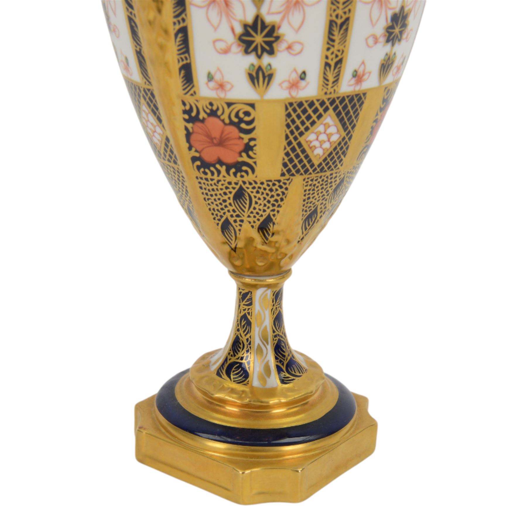Royal Crown Derby Imari 1128 pattern  twin handled pedestal urn vase, H31cm