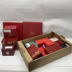 Large collection of Spode Campanula pattern ceramics, to include two cake plates, candle stick, vases bowls, planter, covered bon bon dish etc, many with boxes 