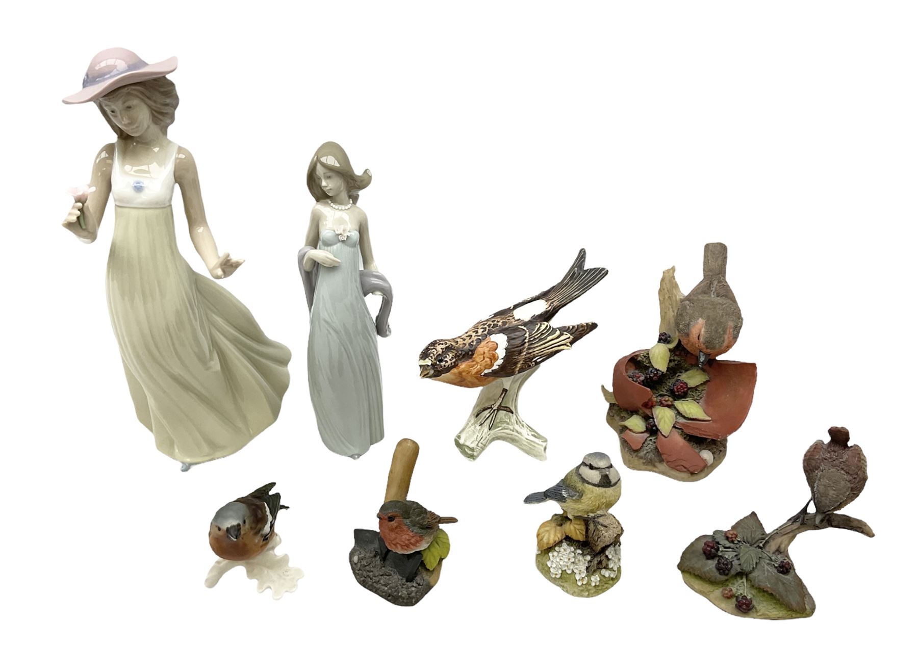 Lladro figure Ingenuine Woman no. 5487 (a/f), Nao figure, Goebel bird figure CV86 1967, Goebel Chaffinch 38023-06, Arden Scultpures robin figure group etc