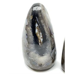 Pair of polished agate towers, H8cm 