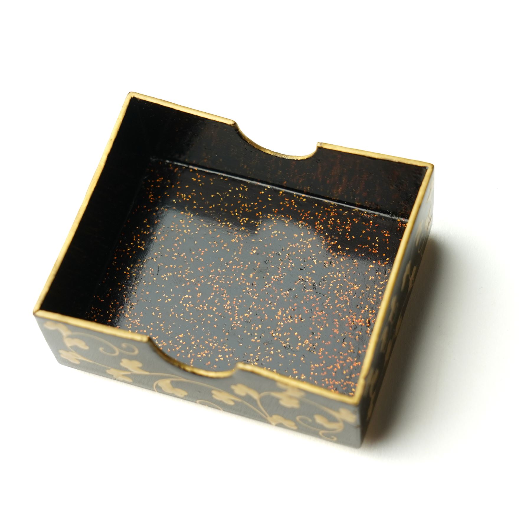 Japanese Meiji period lacquerware box with maki-e decoration, decorated centrally with the Chrysanthemum Seal, each side with trailing foliate decoration, the internal body with nashiji lacquer, with note reading 'From Prince Fushimi [Sadanaru] of Japan - May 1907', 5.5cm x 4.5cm
Provenance: Prince Sadanaru Fushimi of Japan visited London in May 1907, to be made an Honorary Member of the Military Division of the First Class by King Edward VII. The great-uncle of the vendor, by repute, worked in the Royal Household at this time, starting at age 15. It is unclear how he came to acquire the item, however it is known that he worked closely with Edward VIII. He would serve the family until his retirement, where he would be granted a grace-and-favour home on the Sandringham estate. Lot 6009, the cigarette case, is also property of the same vendor. 