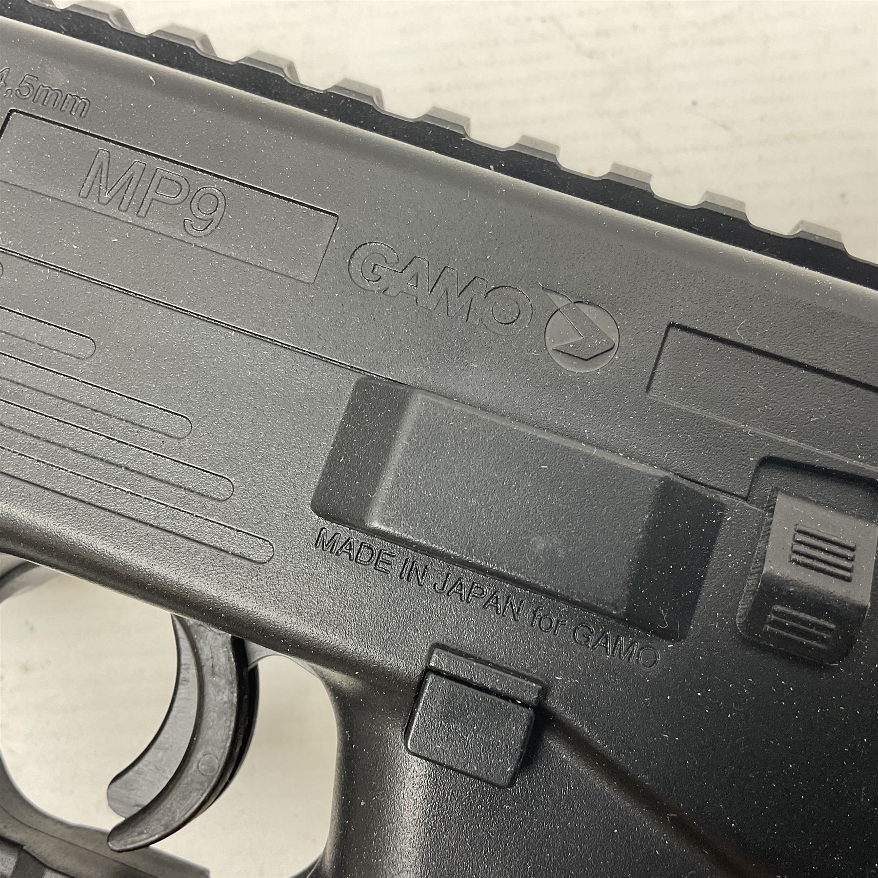 Gamo MP-9 .177 cal. semi-auto blowback pellet/BB CO2 gun, serial no.14J39179, L30cm; on original box with accessories and paperwork  NB: AGE RESTRICTIONS APPLY TO THE PURCHASE OF AIR WEAPONS.