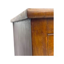 Victorian mahogany bow-fronted chest, fitted with two short over three long graduated cockbeaded drawers, on turned bun supports