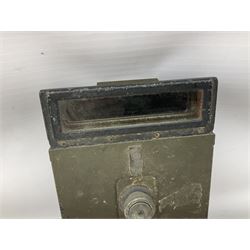 WW2 M6 Sherman tank periscope dated 1944 by the Minneapolis-Honeywell Regulator Company H28cm