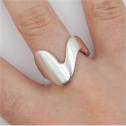 Georg Jensen silver modernist ring designed by Ole Ishøj, No. A 77B