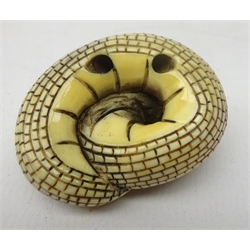  Japanese Meiji ivory Netsuke in the form of a coiled Cobra Snake, L4.5cm Provenance: private collection   