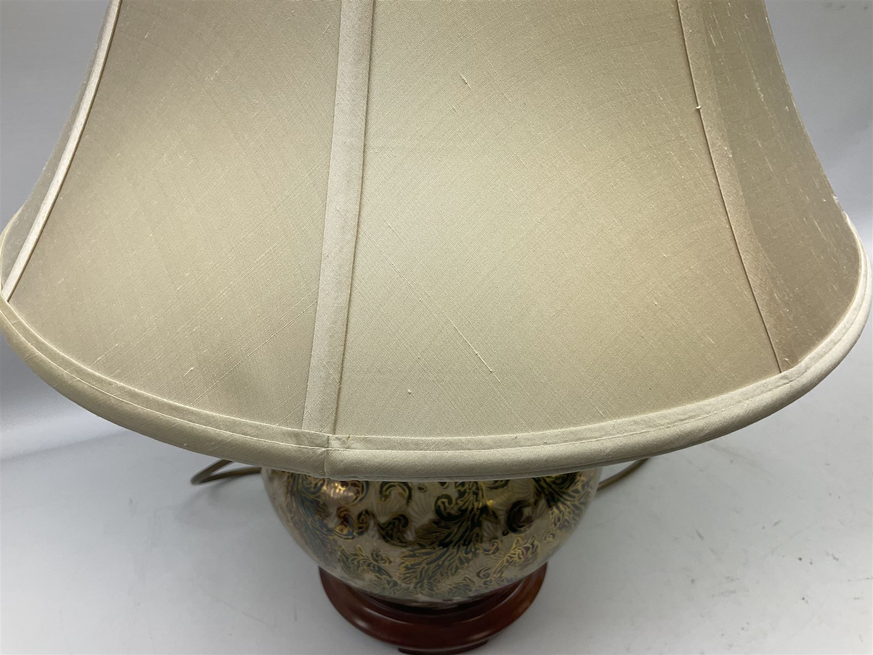 Rochamp Kashmir Kutani table lamp, with cream shade, excluding shade H32cm