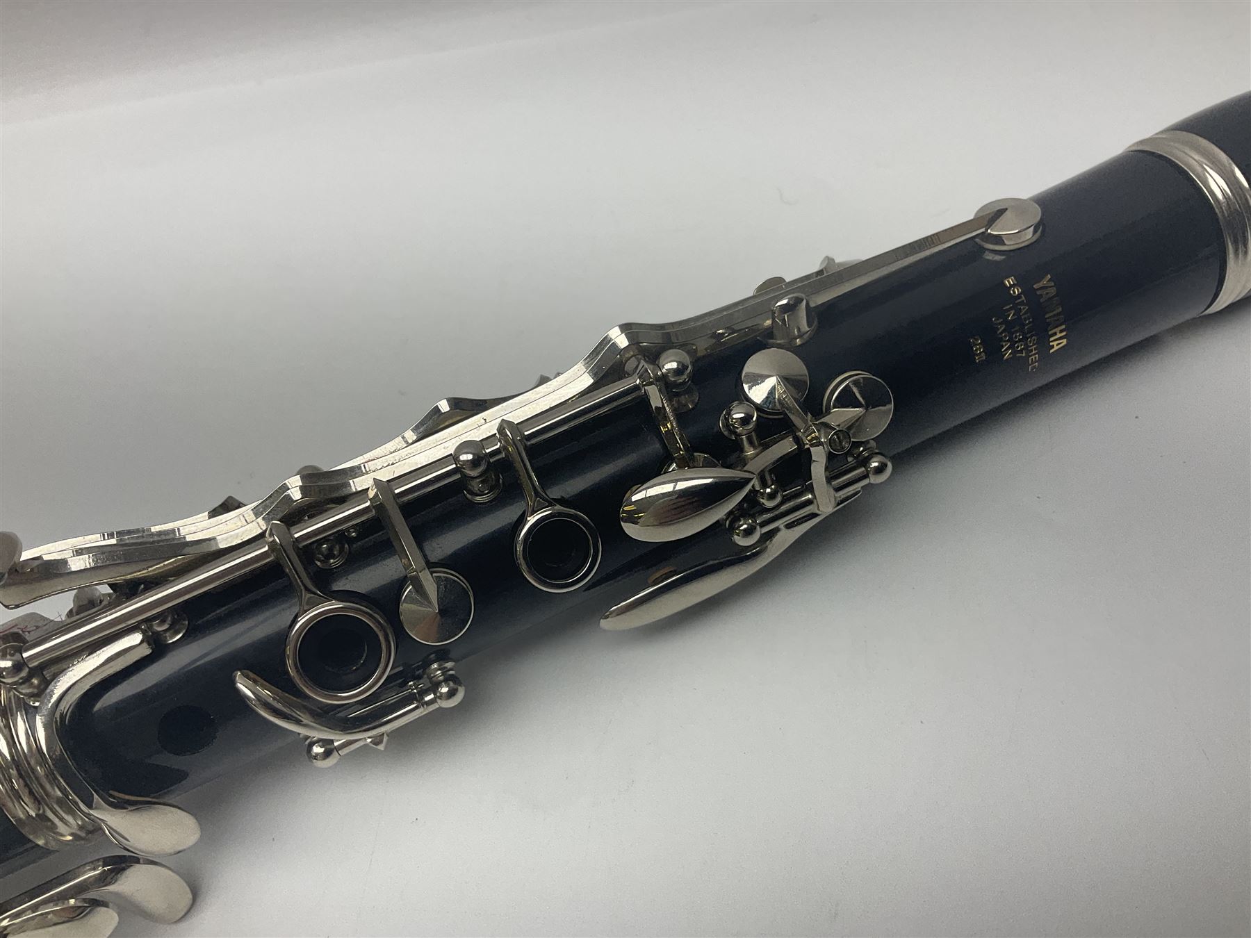Yamaha 26II five piece clarinet Musical Instruments
