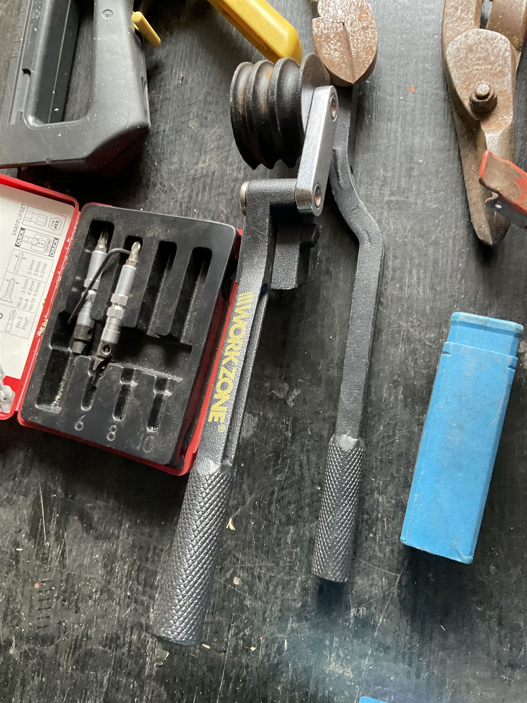 assortment of hand tools, Mitre trimmer - THIS LOT IS TO BE COLLECTED BY APPOINTMENT FROM DUGGLEBY STORAGE, GREAT HILL, EASTFIELD, SCARBOROUGH, YO11 3TX