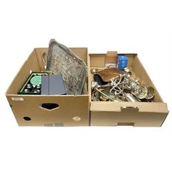 Boxed set of Banda carpet bowls, two boxed sets of Stuart glasses, Murano art glass bowl, cloisonné plate decorated with flowers upon gilt ground, silver plate and other metalware etc