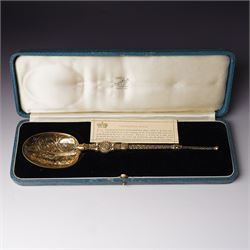 George III silver pap boat with gilded interior London 1799 and a silver gilt copy of the Coronation spoon, cased L25cm London 1936 Maker Wakely & Wheeler