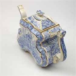 A Victorian Burgess and Leigh Aesthetic style blue and white teapot, decorated with an Indian hunting scene and heightened with gilt to edges, H17cm. 

