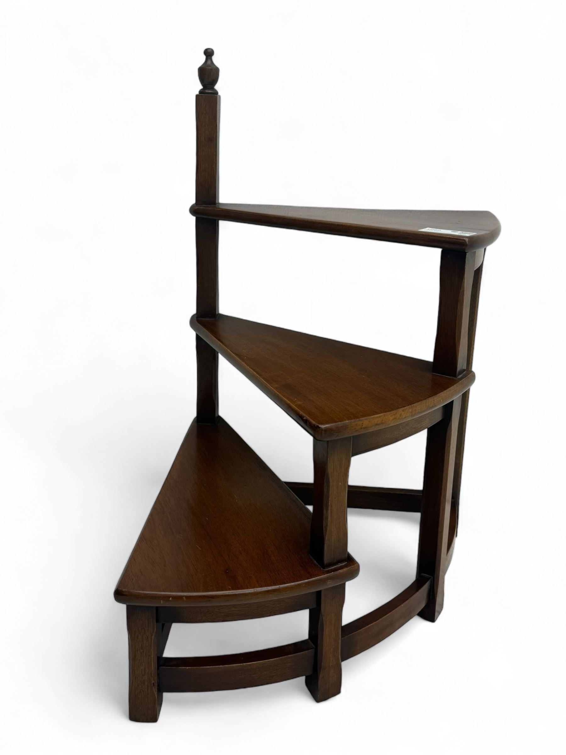 Georgian design set of mahogany library steps, three spiral treads with square chamfered supports surmounted by urn finial