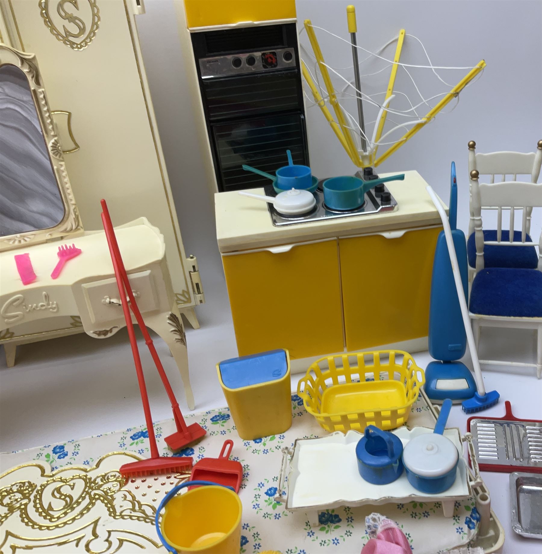 Sindy - Camping Buggy and Folding Tent, Bath, Shower, Washbasin unit and Hairdryer; all boxed; together with unboxed kitchen units, dining and bedroom furniture; and two bags of clothing and accessories