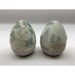 Set of five Lladro limited edition easter eggs for the years 1993, 1994, 1995, 1996 and 1997, sold in the USA only, all with original boxes, H11cm 