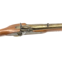 Indian style Enfield type smooth bore muzzle loading percussion cap musket, approximately 24-bore, full walnut stock with two bands and ramrod under L118cm overall