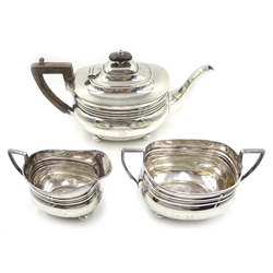  Edwardian silver three piece tea set by Harrison Brothers and Howson, Sheffield 1901 approx 31oz  