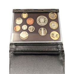 The Royal Mint United Kingdom 2009 proof coin set, including Kew Gardens fifty pence coin, cased