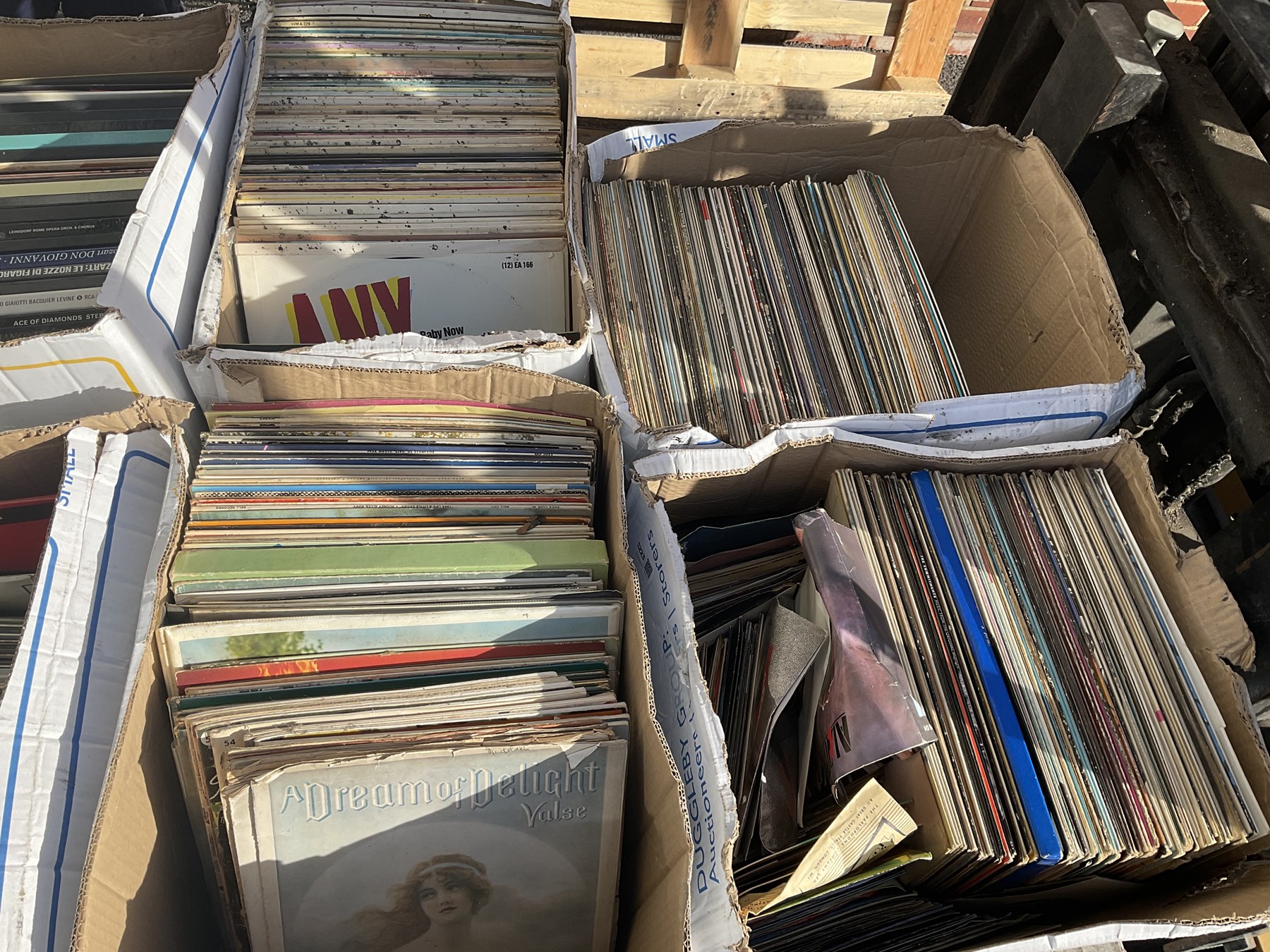 Large collection of vinyl records 