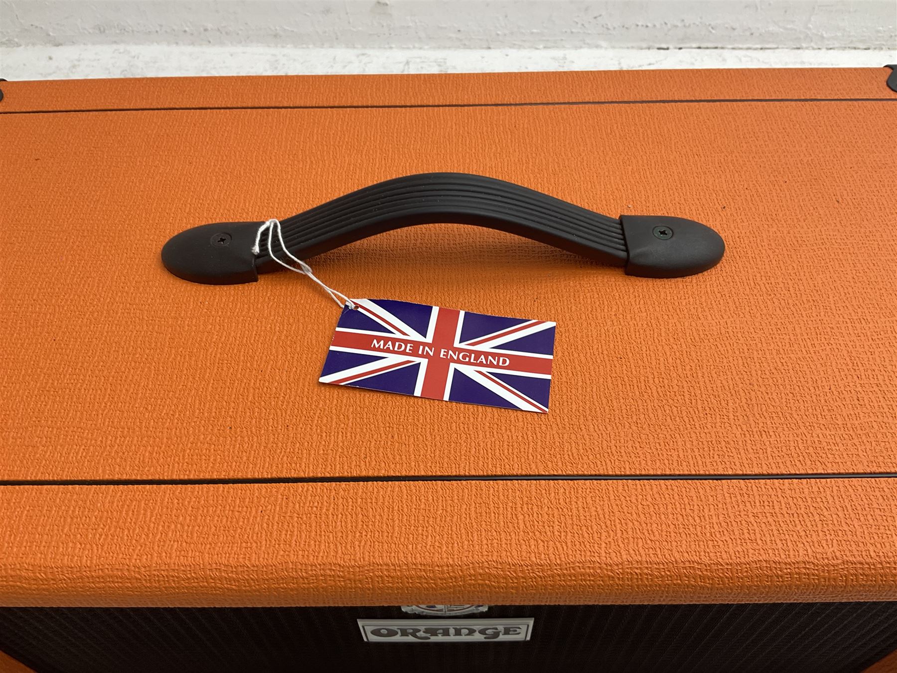 English made Orange 'Voice of the World' bass guitar speaker cabinet; 400 watts 8 ohms; serial no.OBC210M-00519-0615; L62cm