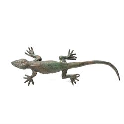 Denis Mathews (Matbronze) -  Bronze of a bee-eater on a branch, signed and dated 1999 wooden plinth H25cm, bronze model of a lizard L11cm, a malachite bowl D11cm and a malachite rhinoceros L11cm 