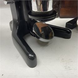 20th century W. Watson & Sons Kima microscope no. 118396 in original oak box, together with W. Watson & Sons Praxis microscope no. 18360, in original box  