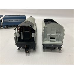 Hornby ‘00’ gauge - Class A4 4-6-2 locomotive ‘Silver Fox’ no.2512 in LNER silver; Princess Coronation Class 4-6-2 locomotive ‘Coronation’ no.6220 in LMS blue; both unboxed (2)
