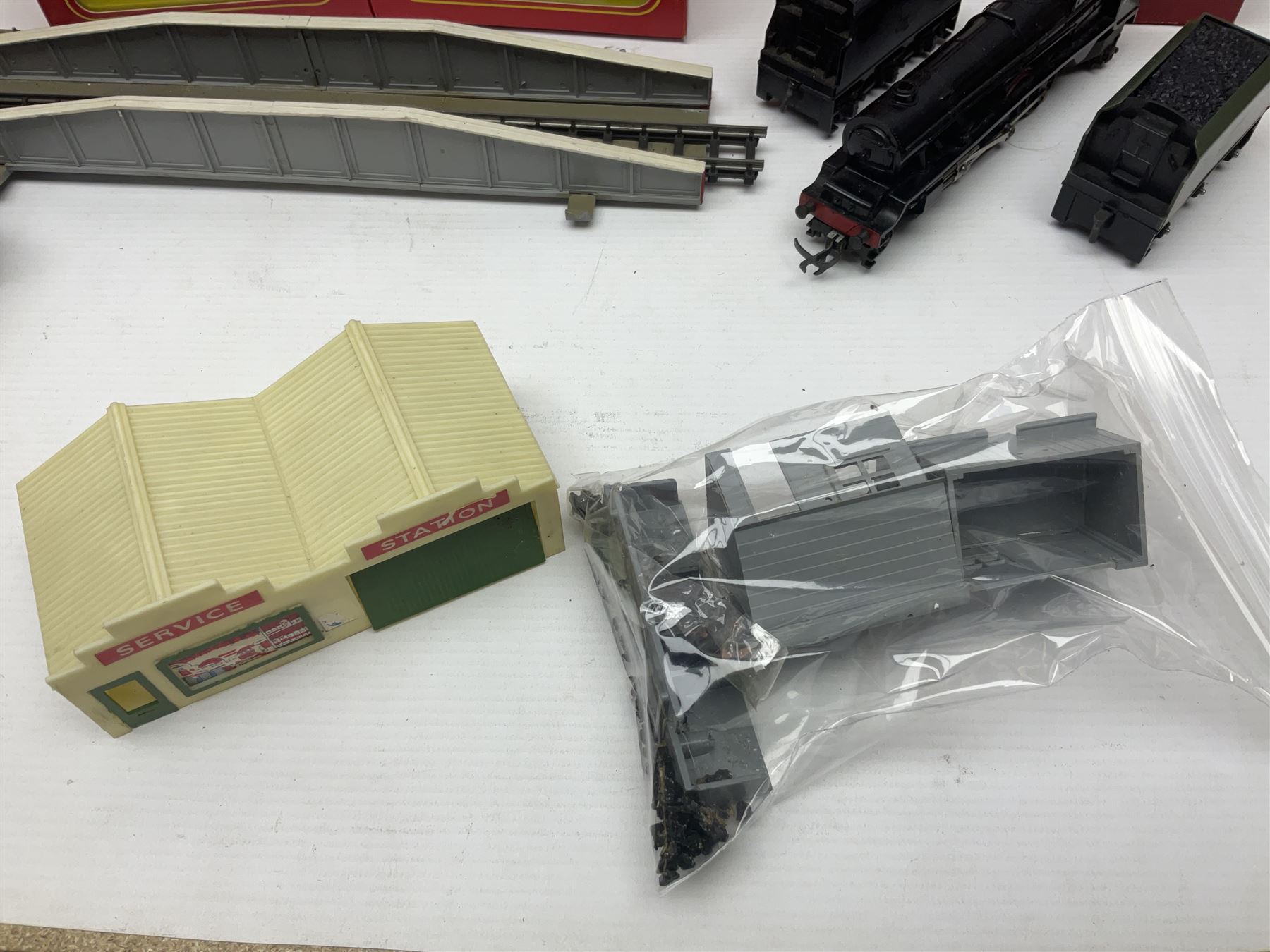 Tri-ang/Hornby '00' gauge - Princess Class 4-6-2 locomotive 'Princess Elizabeth' No.46201 with tender; Battle Space Turbo Car, boxed; four passenger coaches, buffet car, track cleaning car and eight wagons, all boxed; and various other accessories