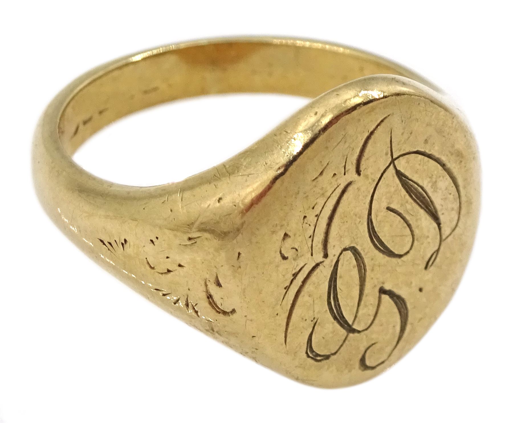9ct gold signet ring initialled 'GD' 