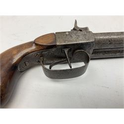 Mid 19th century double barrel percussion muff pistol, joined 7cm octagonal barrels with walnut stock19cm overall; a matching single barrel muff pistol 17cm overall (2)
