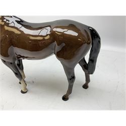 Six Beswick figures of bay horses, including large hunter no.1734, Shire horse no.818, horse with tucked head no.1549, etc (6)