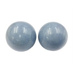 Pair of angelite spheres upon gilt metal stands, H8cm, D6cm