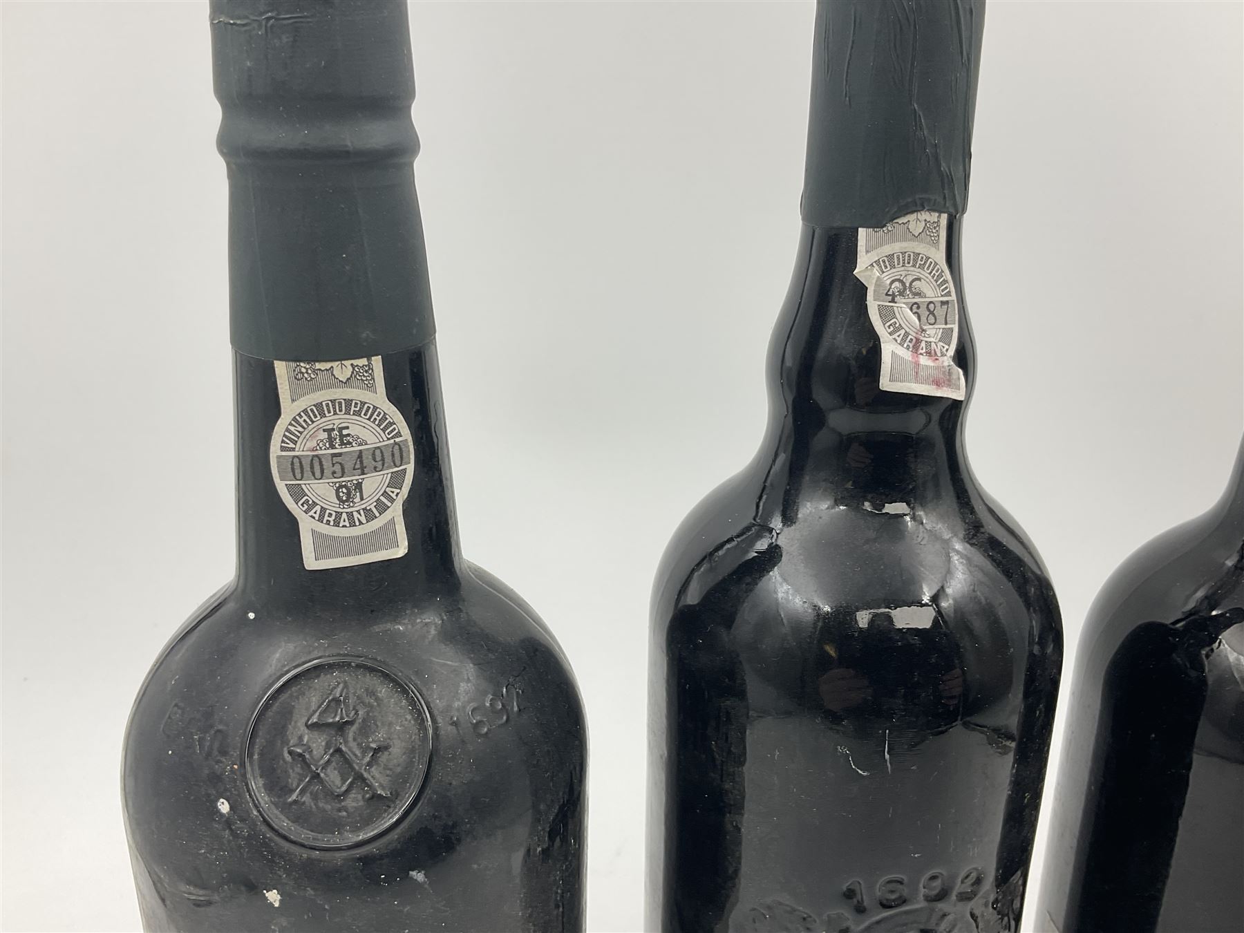 Taylors, 1984, 1992 and 1996, vintage port, 75cl, 20.5% vol (3)