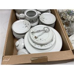 Large quantity of Porcelana Real Brasil White Blossom pattern tea and dinner wares, to include dinner plates, tea cups and saucers, salt and pepper pots, tureens, pie dishes coffee pots, place mats, spoons and glasses, etc, in five boxes 