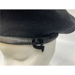 WW2 British black felt beret with Pioneer Corps cap badge, with Kangol Wear maker's mark dated 1943; and a British Army green webbing belt (2)