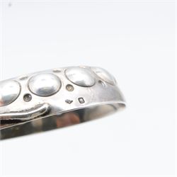 19th century French silver tasse de vin, of circular form the handle modelled as a serpent with an eagle head, stamped with Minerva head control mark and maker's mark MP with arrow between