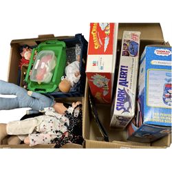 Collection of various toys to include Troll dolls, Guess Who, stuffed toy lion, Shark Chase, Shark Alert, Thomas and Friends Ready bed, and costume jewellery etc