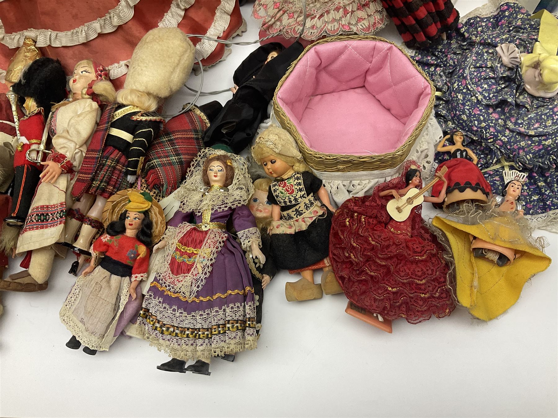 Collection of International collectors dolls to include battery operated dancing Spanish Flamenco doll, Marin Chiclana Spanish Flamenco dancer doll, Maltese and Italian examples etc