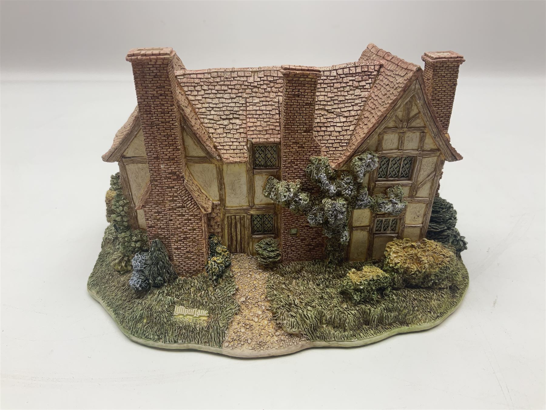 Twelve Lilliput Lanes, including the full Helen Allingham Collection, Chalfont St  Giles, Midhurst, Great Wishford and Witley and from the Blaise Hamlet Classics Collection, Circular Cottage, Dial Cottage, Double Cottage etc, all with original boxes 