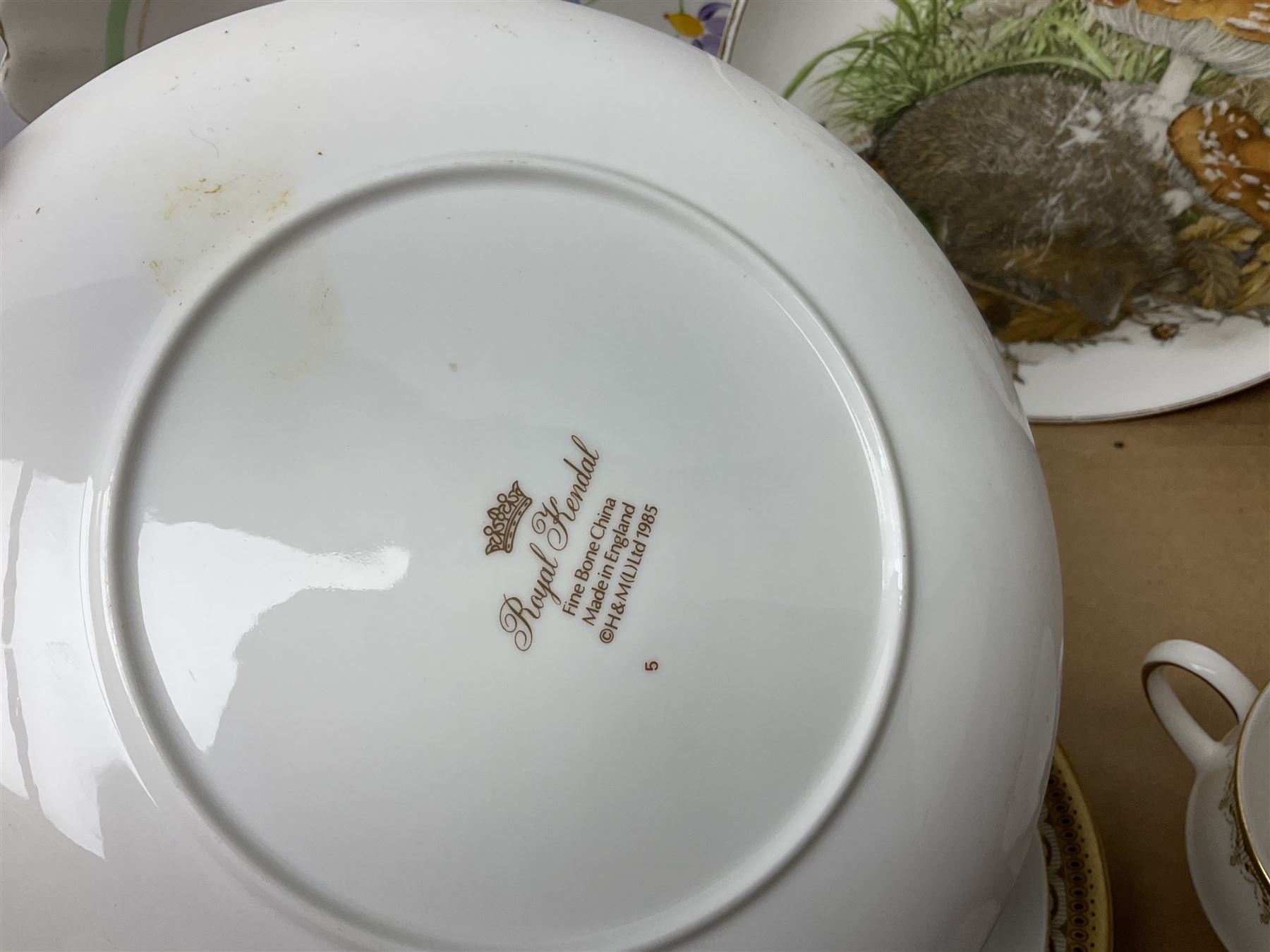 Doulton Lambeth Slaters vase of baluster form decorated with flowers, Chinese ginger jar in the form of a pumpkin, three Le Creuset red ramekins, Hornsea, Paragon Athena pattern tea wares, jardinière and other ceramics in two boxes 