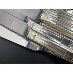 Gee & Holmes Ltd Elizabethan pattern part canteen of silver plated cutlery, stamped GH Heritage Plate