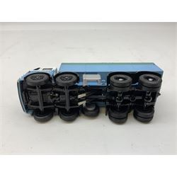 Corgi Premium limited edition - three Tippers die-cast models comprising CC10504 ERF KV Tipper - Ketton Cement; CC10102 Foden FG Tipper & Gravel Load; and CC10602 Leyland octopus Tipper; together with three Building britain models comprising 18404 H.E. Musgrove & Sons Ltd. Bedford O Artic Dropside; 07502 Tarmac Land Rover Winch & 2-wheel Trailer; and 12302 Eastwoods Foden FG 8-wheel Platform Lorry; all boxed (6)