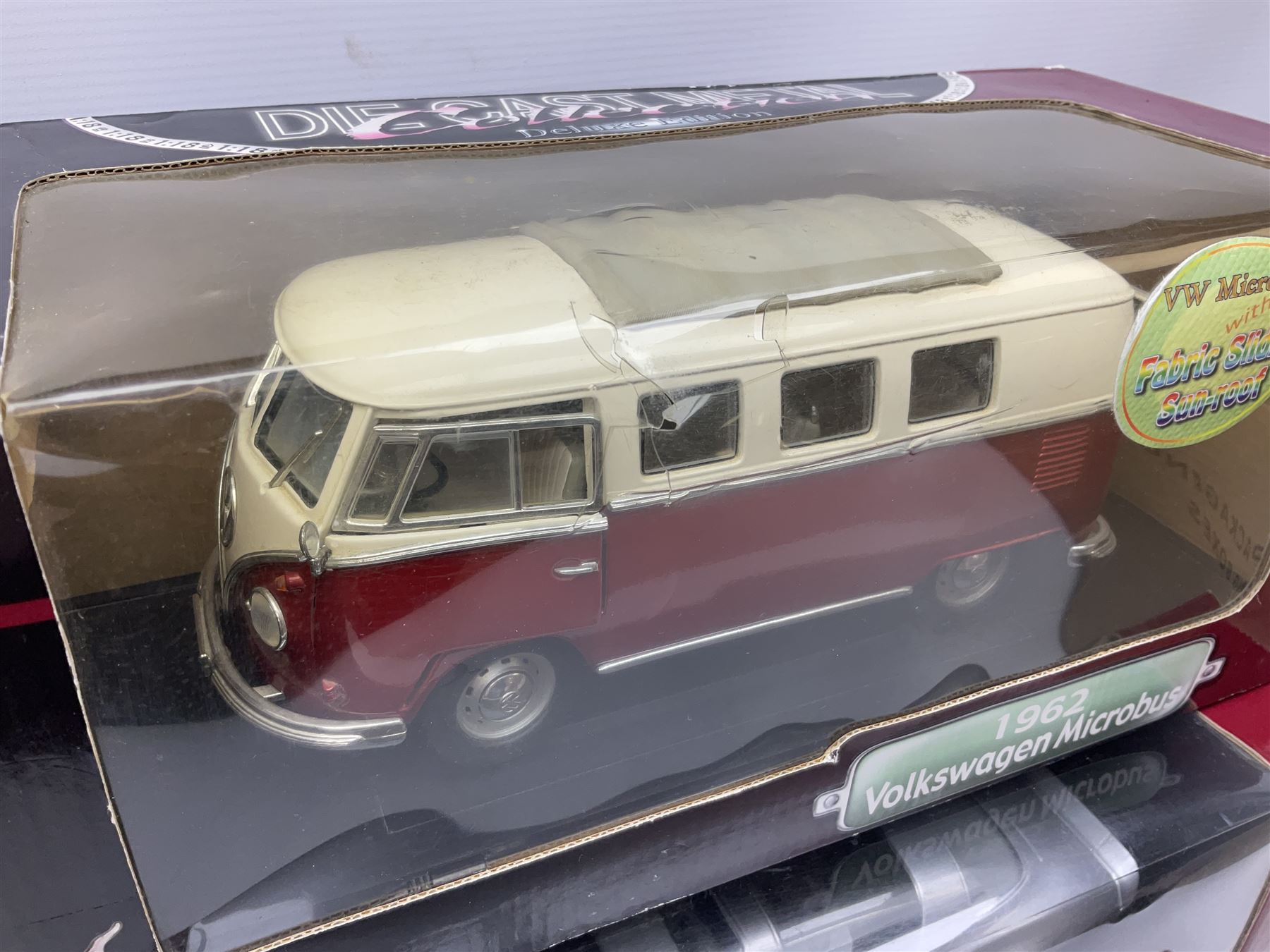 Road Signature - six 1:18 scale die-cast models comprising 1979 Pontiac Firebird Trans Am; 1975 Jaguar XJS; 1971 Buick Riviera; 1985 Pontiac Fiero GT; 1970 Dodge Coronet R/T; all Deluxe Editions; and 1962 Volkswagen Microbus; all boxed (6)