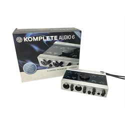  Native Instruments Komplete Audio 6, six channel audio interface, boxed with instructions and installation discs