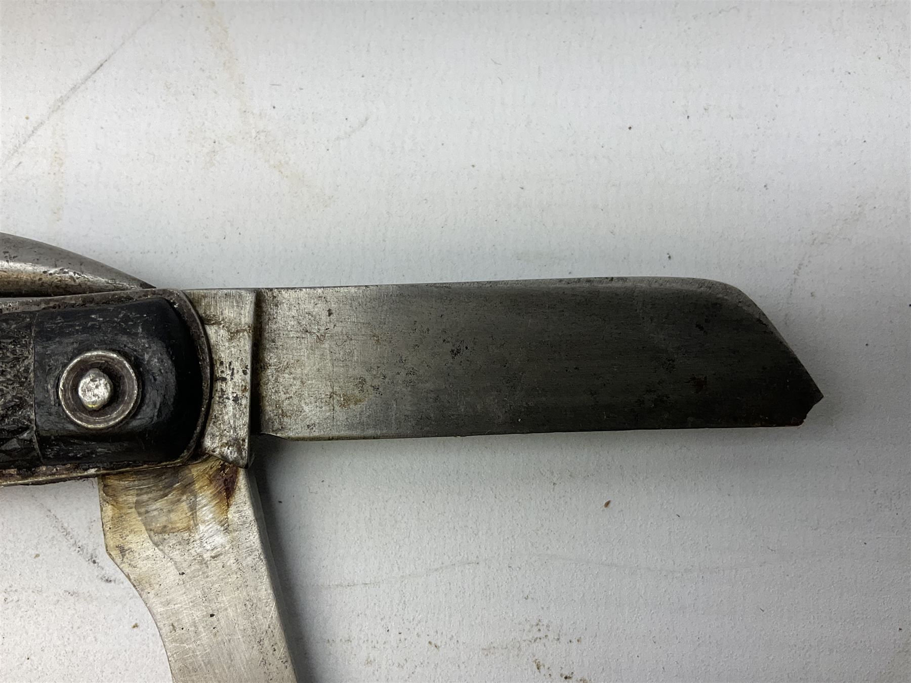 WW2 British army folding jack/clasp knife, the blade marked A.H. Bisby & Co Ltd Sheffield with broad arrow and date 1944, marlin spike and can opener; and British Navy seaman's rope pocket knife, the blade marked Venture H.M. Slater Sheffield (2)