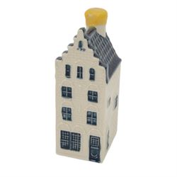 Eighteen KLM Miniatures, each blue Delft house form miniature produced exclusively for KLM Airlines by Bols Amsterdam, most with contents  