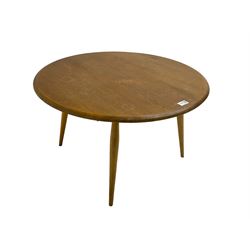 Lucian Ercolani for Ercol - Model 142 light elm coffee table, the circular top raised on turned supports